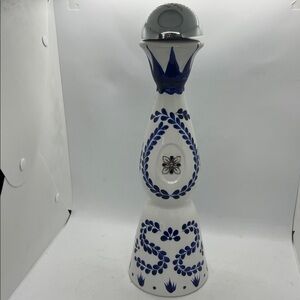 Clase Azul Hand Painted Talavera Mexican Pottery 750ml Empty Tequila Bottle